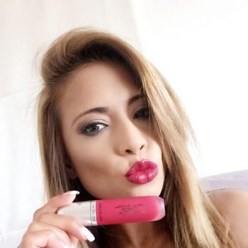maria-valaskatzis-revlon-ultra-hd-lip-colour